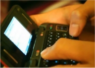 مرض جديد نسبيا : إرسال الرسائل القصيرة أثناء النوم 