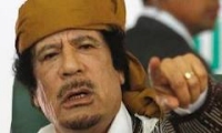 مفاجأة 2013: القذافي حي على سطح القمر 