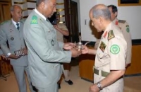 رئيس الأركان السعودي يستقبل وفدا عسكريا موريتانيا 