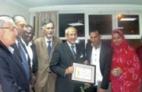 طلبة موريتانيا يكرمون ميلود الشعبي 