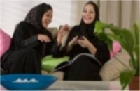 دراسة : سعادة المرأة.. في إفشاء الأسرار 