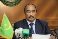 الرئيس محمد ولد عبد العزيز يزور المستشفى الوطني 