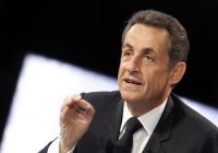 ساركوزي يدعو لمنع قيام دولة إسلامية في شمال مالي 