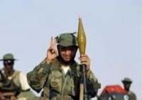 شهود : اشتباكات بين أنصار القذافي وموالين للحكومة في بني وليد 