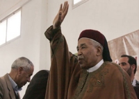 عبد الجليل يهدد بالقوة لمنع تقسيم ليبيا ويتهم دولا عربية بـ"إذكاء الفتنة" فيها 