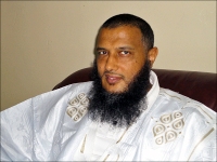 رجل دين يقول ان الشريعة تثير الحيرة لدى الشباب المسلم 