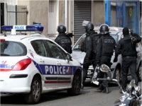 القبض على المحتجز جريحا وتحرير الرهائن في مصرف تولوز 