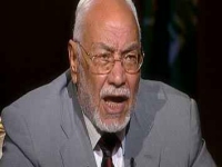 مرشد الإخوان السابق في مصر : "طز في أي واحد" يرفض حكم الإخوان 