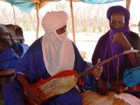 موسيقيون من مالي يغنون للحب والوطن في موريتانيا 