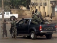 مالي : المتمردون يسيطرون على القصر الرئاسي 