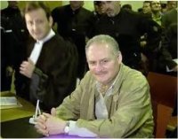 كارلوس يتبنى للمرة الاولى اكثر من مئة اعتداء اوقعت بين 1500 والفي قتيل 