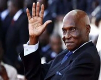 السنغال : مظاهرات لإخراج الرئيس واد من القصر الرئاسي 