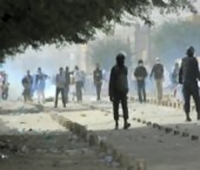 شرطة مكافحة الشغب تفرق تجمعا لشباب المنسقية قرب جامعة نواكشوط 