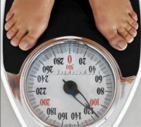 أصحاب الوزن الزائد يشعرون أكثر بالألم 