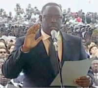 ماكي صال يتسلم رئاسة جمهورية السنغال 