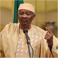 الرئيس المالي توماني توري يتهم «بلدا مجاورا» بدعم الطوارق 