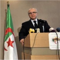 خاطفو الديبلوماسيين الجزائريين في غاو يوافقون على إطلاق سراحهم 