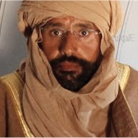 مع بدء محاكمته .. سيف الاسلام في مواجهة الاعدام 