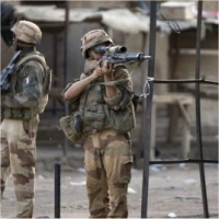 الجيش الفرنسي يطرد مجموعة مسلحة من مدينة في شمال شرق مالي 